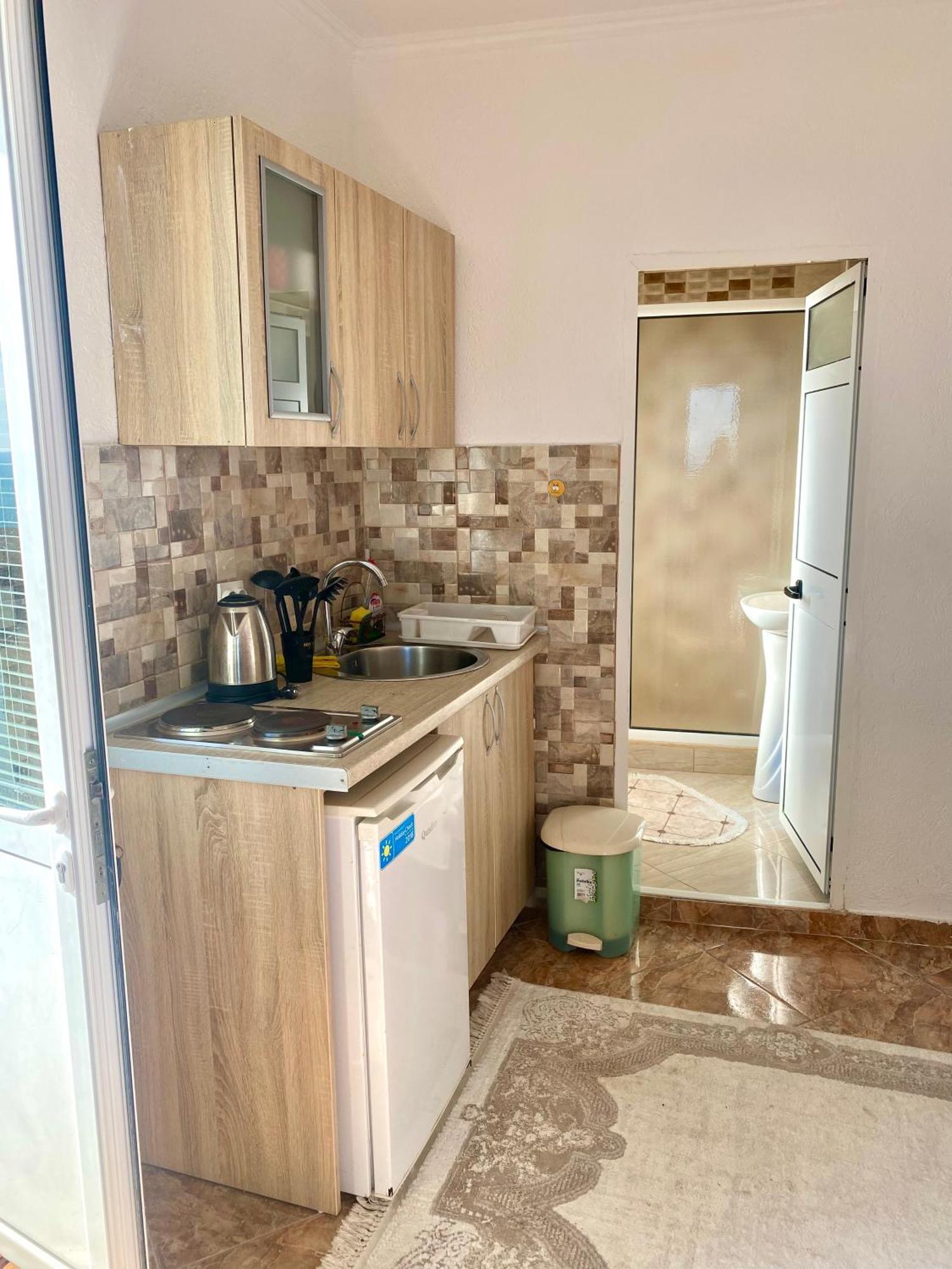 Apartments Zuto Ulcinj Luaran gambar