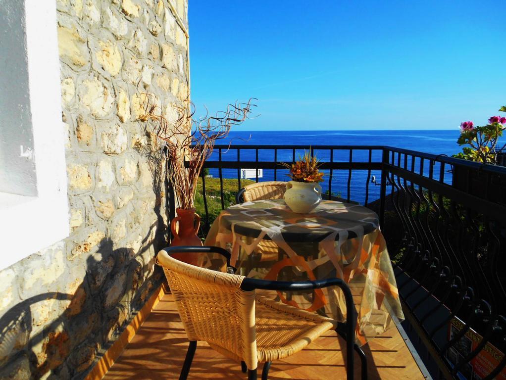 Apartments Zuto Ulcinj Luaran gambar