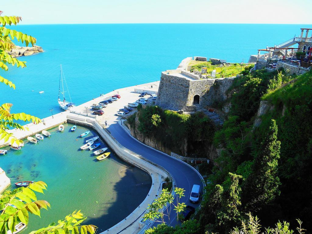 Apartments Zuto Ulcinj Luaran gambar