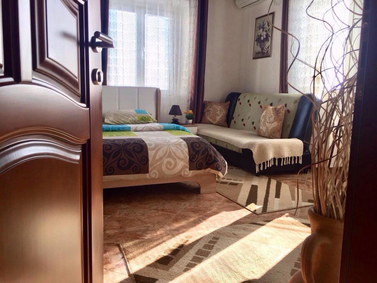 Apartments Zuto Ulcinj Luaran gambar