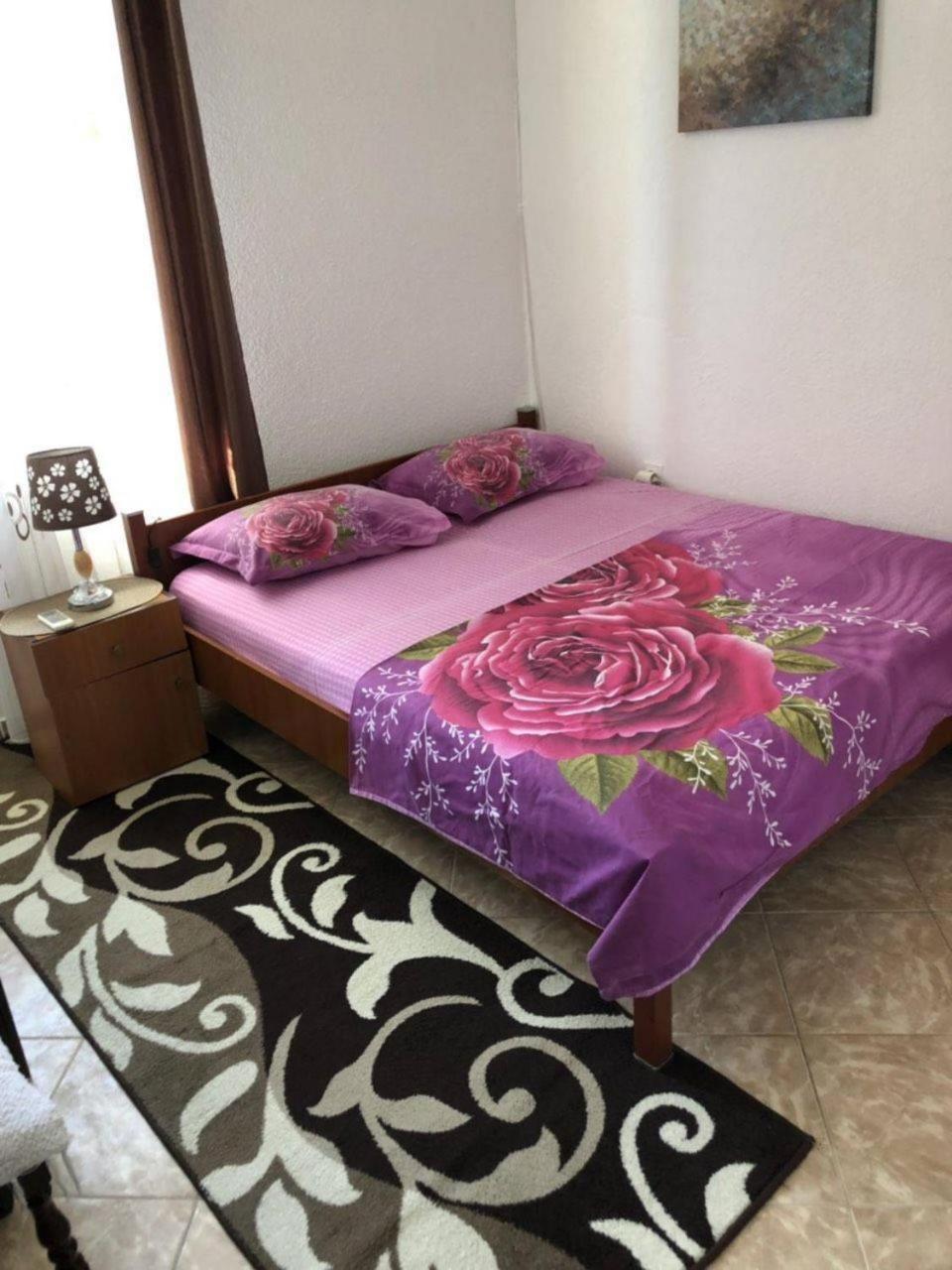 Apartments Zuto Ulcinj Luaran gambar
