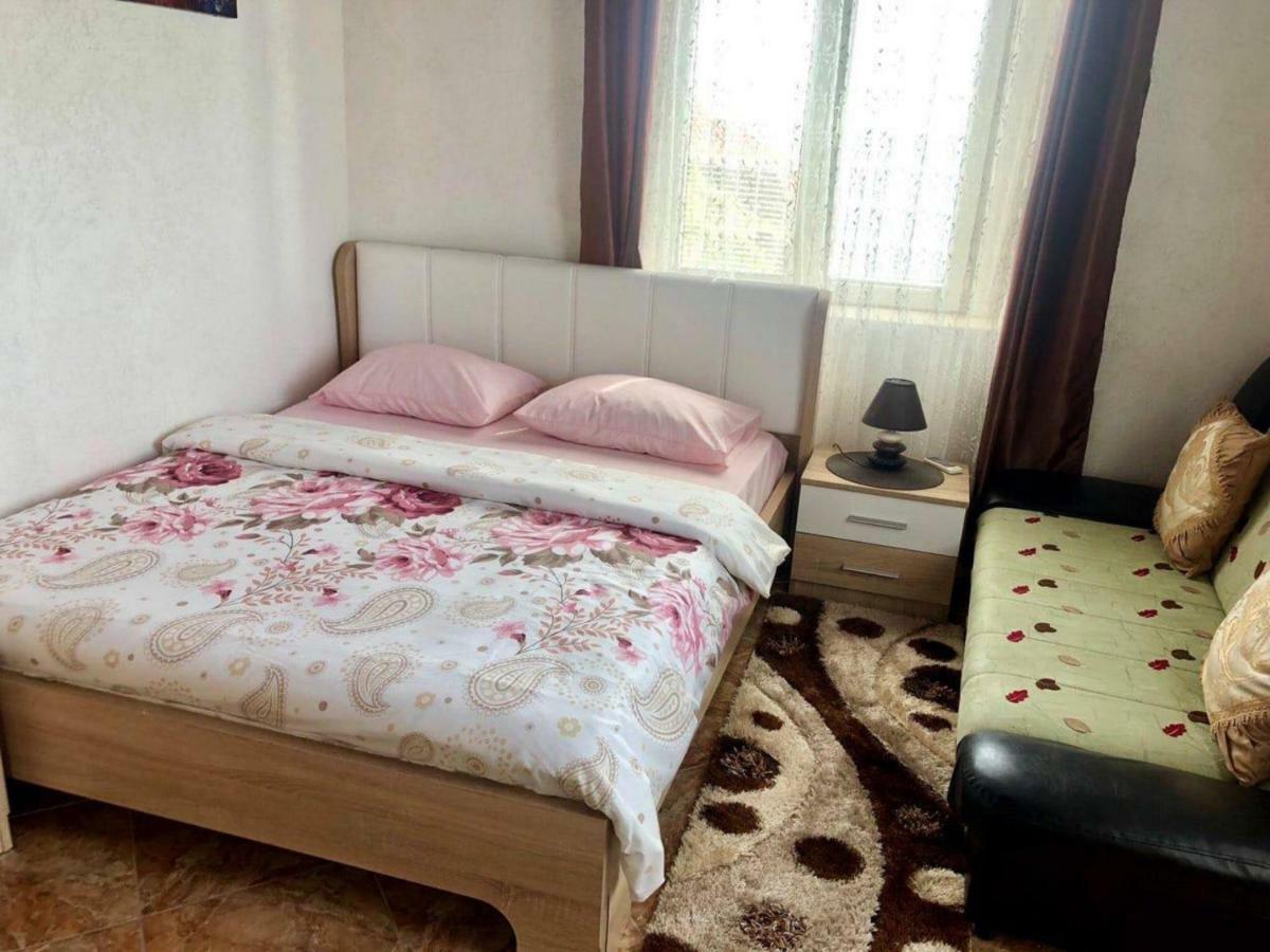 Apartments Zuto Ulcinj Luaran gambar