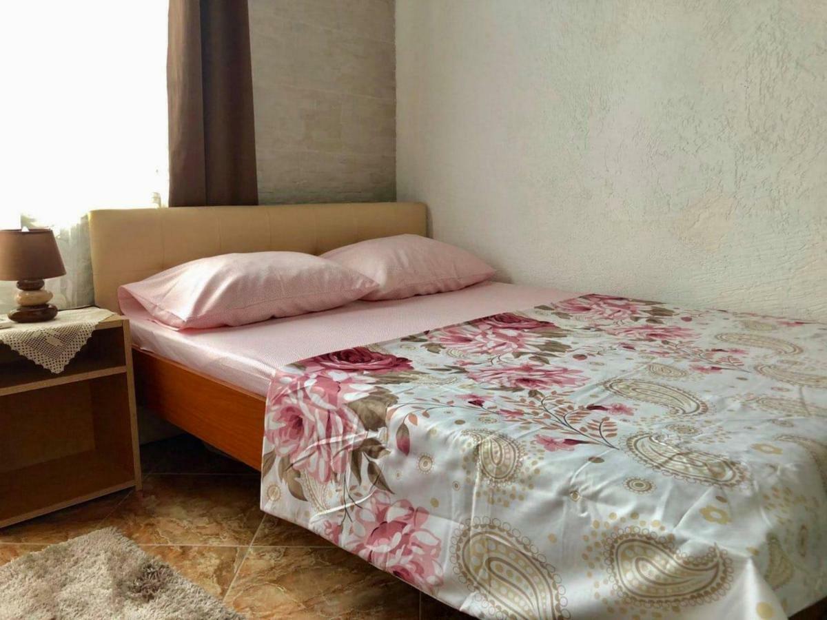 Apartments Zuto Ulcinj Luaran gambar